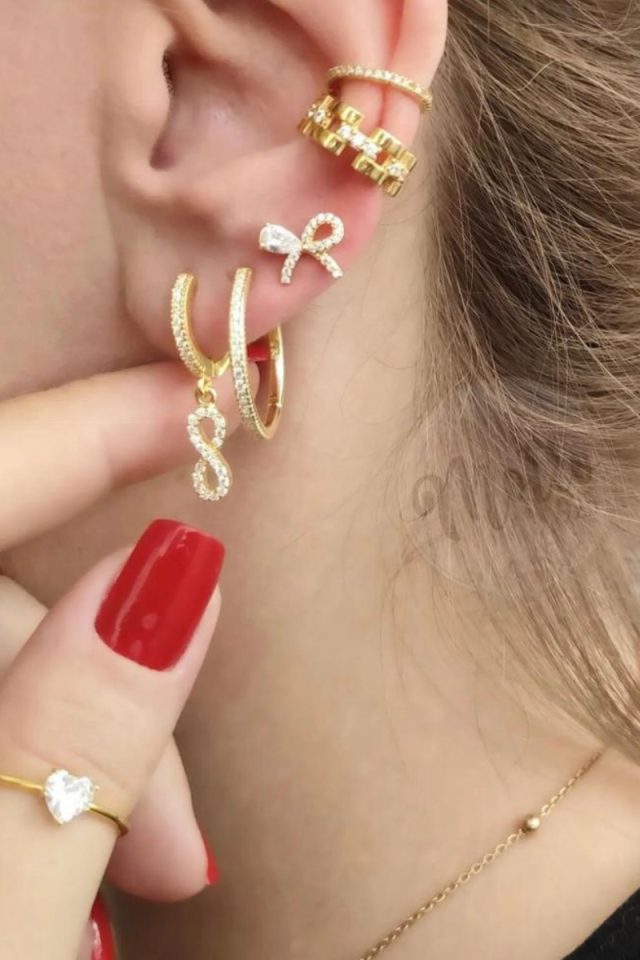 Zincir Form Beyaz Taşlı Earcuff Küpe