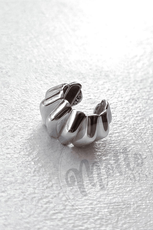 Büyük Boy Prizma Form Earcuff Küpe