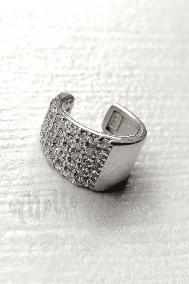 Beş Sıra Taş Detaylı Yarım Tur Earcuff Küpe