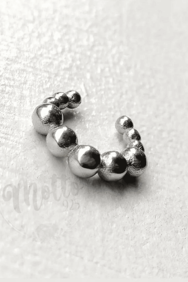 Büyük Topçuk Detaylı Earcuff Küpe