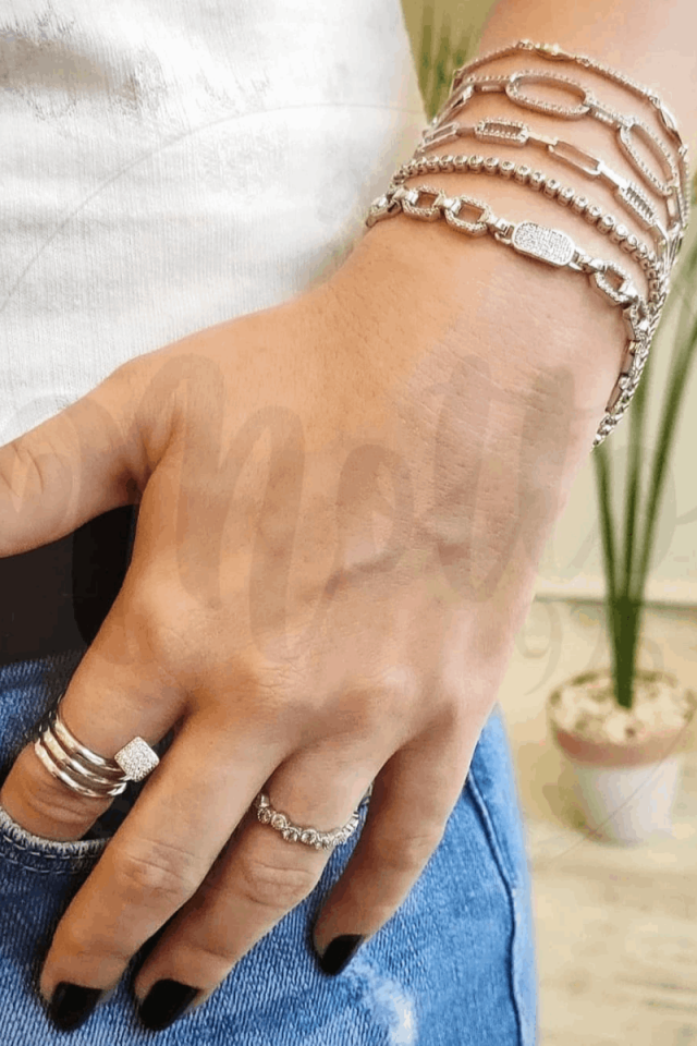 İthal Kare Form Detaylı Spiral Yüzük 14