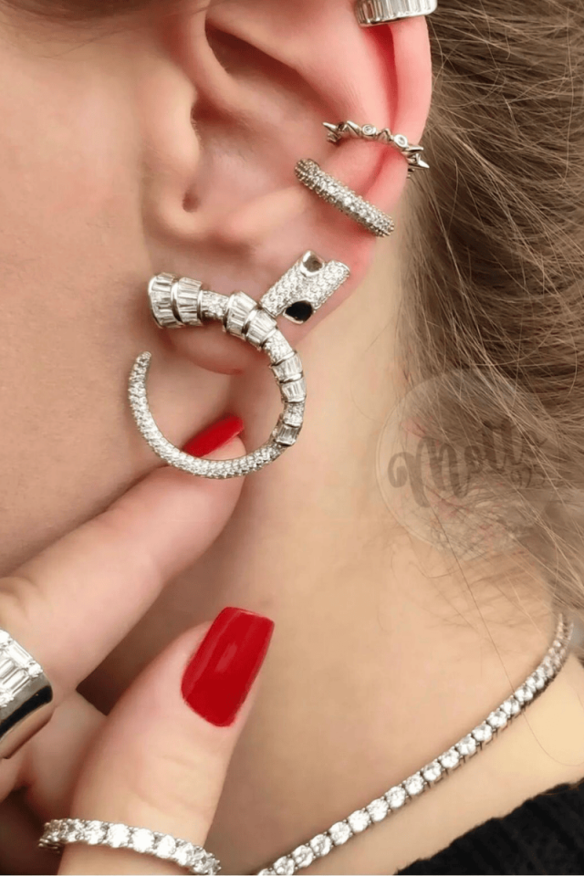 Baget Taşlı Spiral Özel Tasarım Küpe