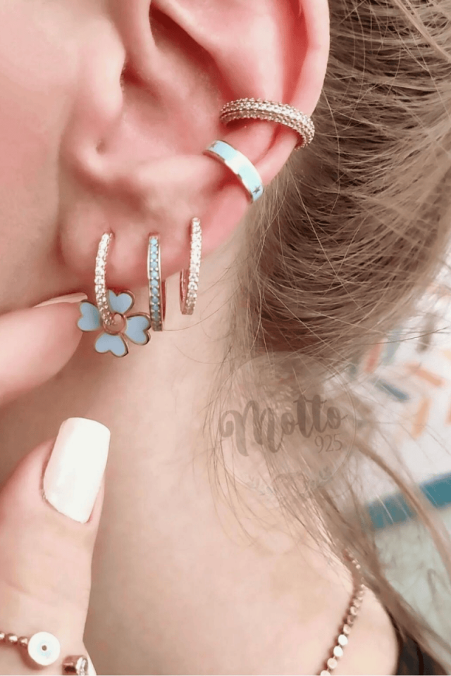 Mineli Yıldız Figürlü Küçük Boy Earcuff
